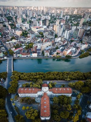 CASA DA CULTURA E RUA DA AURORA EM DESTAQUE