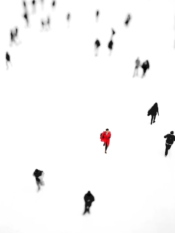 NY WOMAN - RED