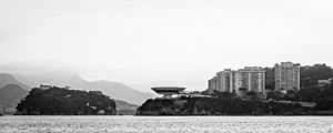 O MAR E A ARTE EM NITERÓI