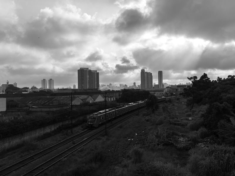 LINHA DO TREM