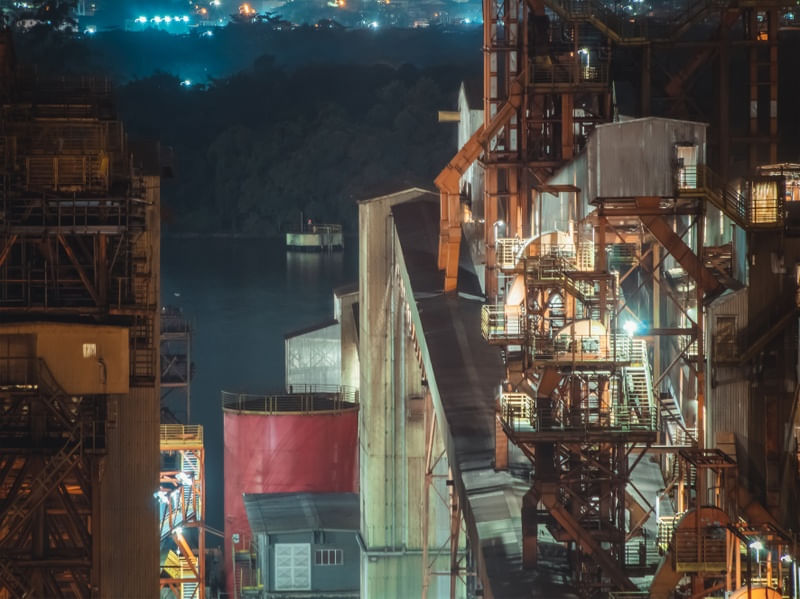 ESTRUTURAS METÁLICAS E ESCADAS NO PORTO II