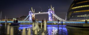 TOWER BRIDGE, LONDRES