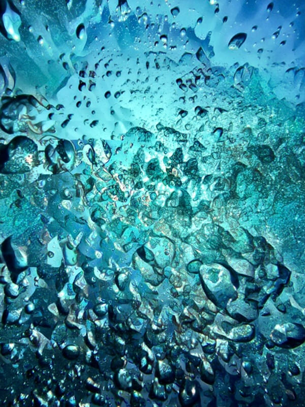 BUBBLE GLASS