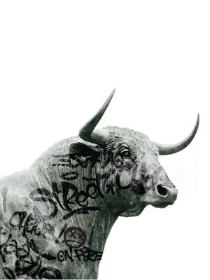 GRAFITE E ESTÁTUA VII