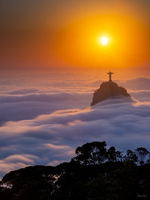 NATURAL MYSTIC IN RIO
