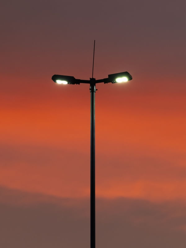 POSTE SOLO I
