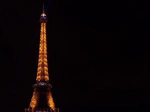 TORRE EIFFEL DE NOITE 2