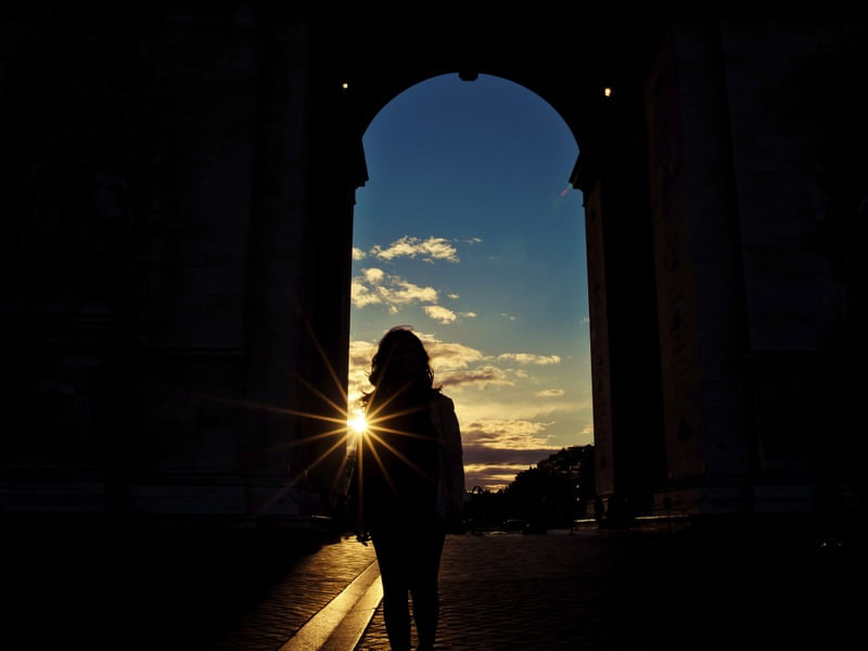 ARCO DO TRIUNFO POR DO SOL