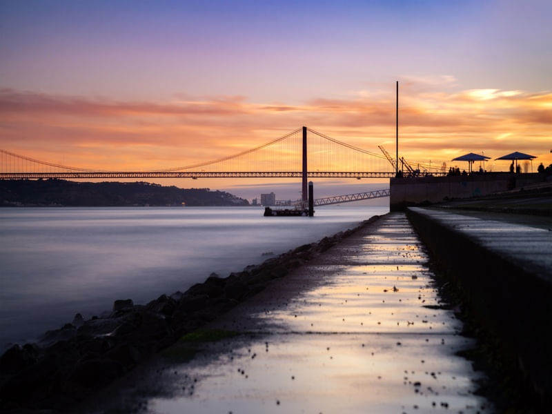 PONTE 25 DE ABRIL EM LISBOA