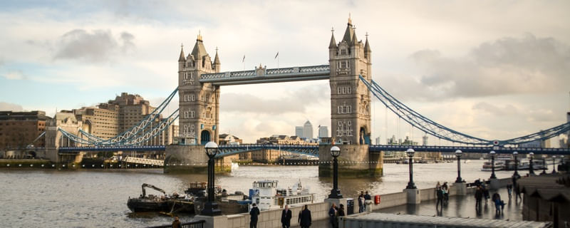 TOWER BRIDGE, LONDON/UK