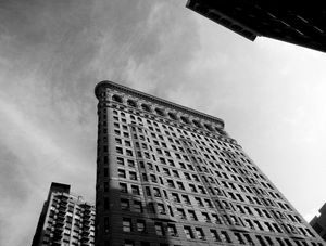 LOOKING UP AROUND THE STREETS IN NYC