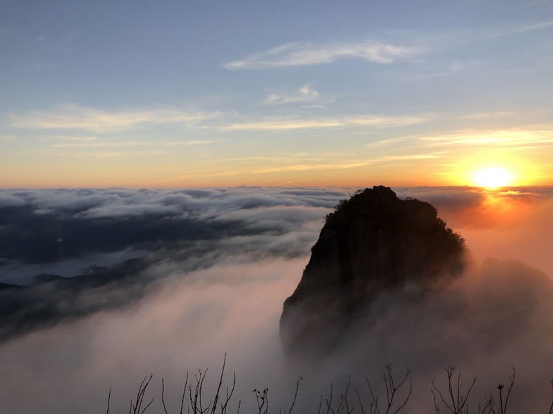 ANTES DAS 6, PICO DA PEDRA SELADA, RIO DE JANEIRO, BRASIL