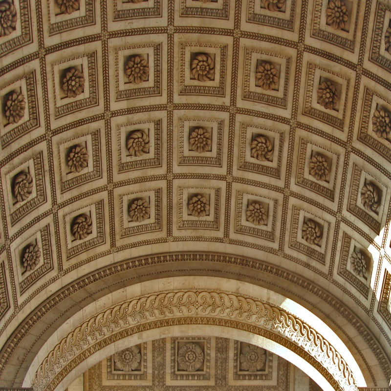 CARRÉ