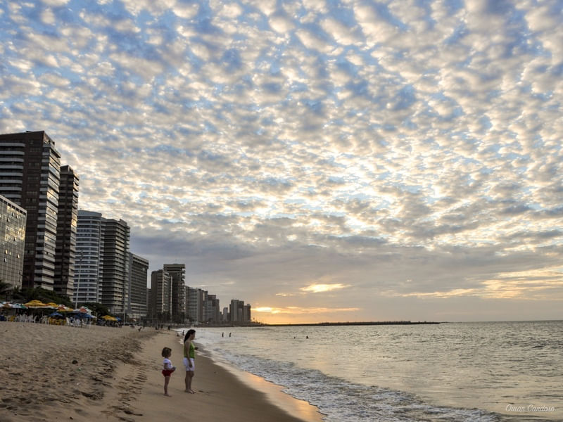 CÉU PEDRENTO NA PRAIA DO MEIRELES FORTALEZA CEARÁ
