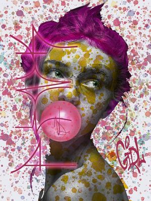 GIRL BUBBLE GUM