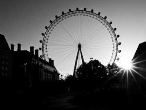 LONDON EYE_P&B