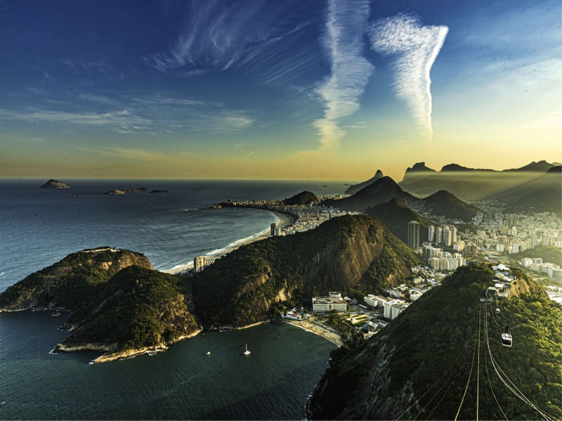 UM RIO NO INVERNO