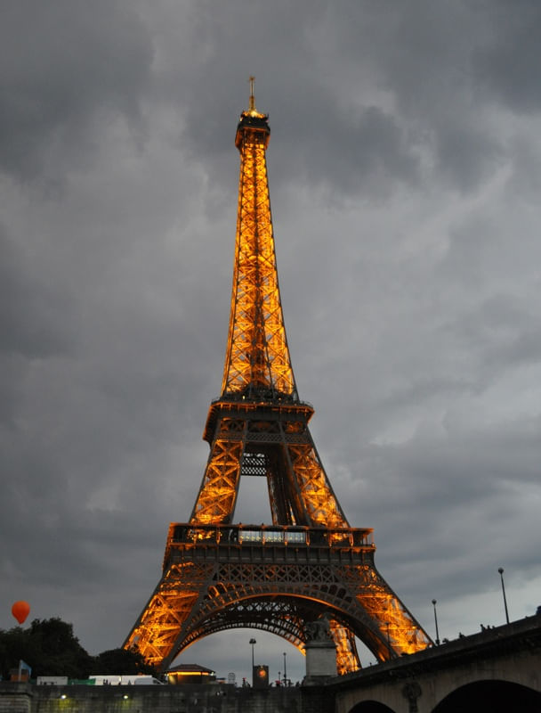 TORRE EIFFEL 02