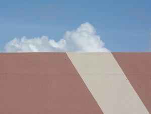 MURO E NUVEM
