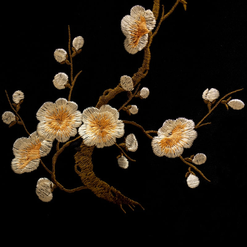 BORDADO DE FLORES (I)