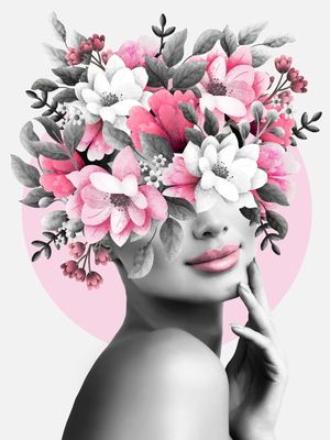 MULHER COM FLORES ROSA CHÁ