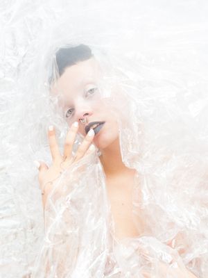 PLASTIQUEER