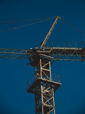 SKY_CRANE