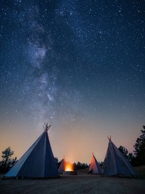 CABANAS COM FOGUEIRA SOB AS ESTRELAS