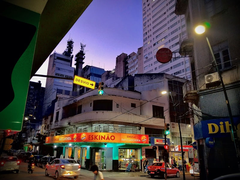 DA SÉRIE METRÓPOLIS DO CONESUL: DESVIO & ESKINÃO