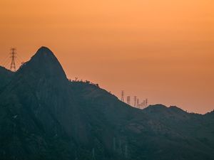MONTANHA E ANTENAS