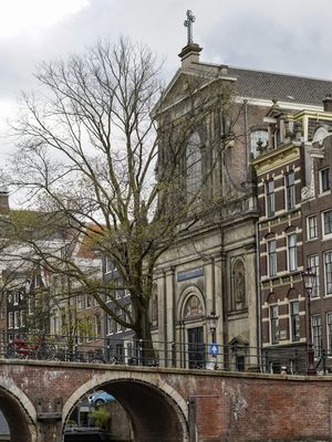 PONTE EM AMSTERDAM
