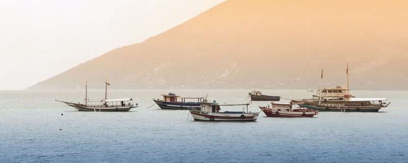 BARCOS EM PANORAMA